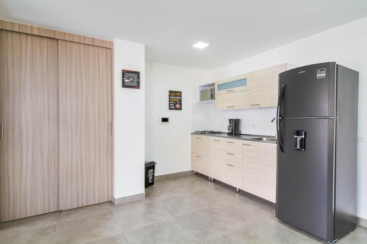 Camelot Apartahotel Medellin Luaran gambar