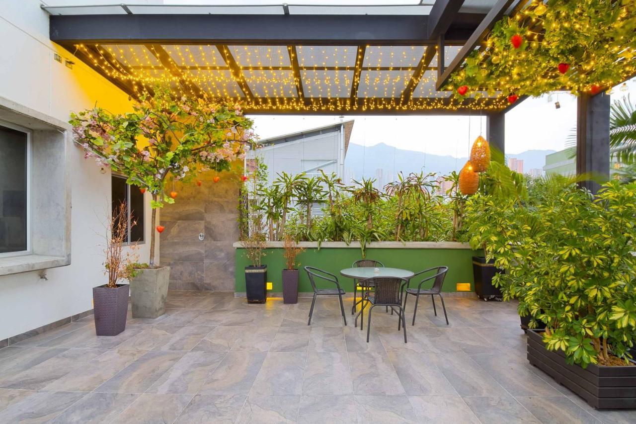 Camelot Apartahotel Medellin Luaran gambar